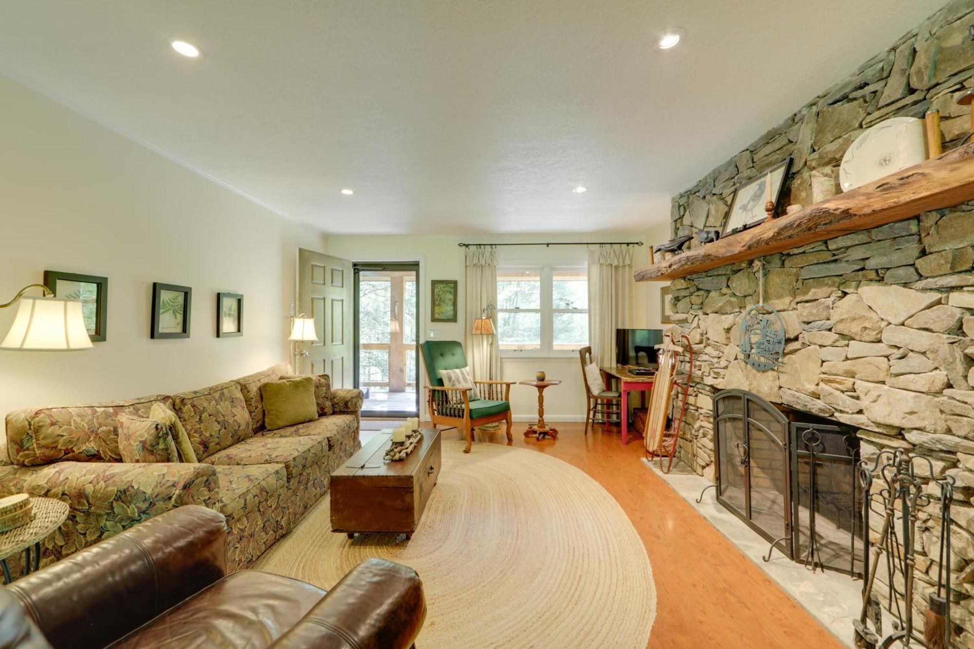 North Carolina Cabin - Hot Tub, Near Coopers Creek Bryson City Ngoại thất bức ảnh